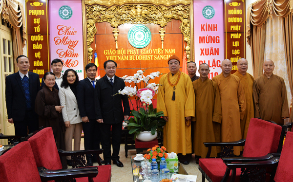 Ban Tôn giáo Chính phủ thăm và chúc Tết Giáo hội Phật giáo Việt Nam