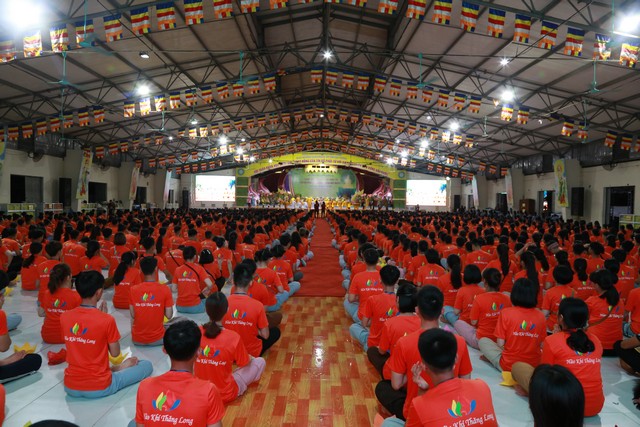 Hà Nội: Đêm hoa đăng tri ân tại hội trại “Tuổi trẻ và Phật giáo” năm 2019 KV phía Bắc