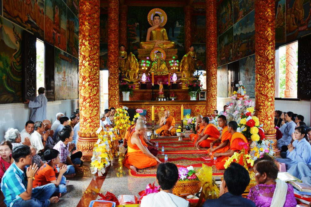 Cà Mau: Lễ Dâng Y Casa Kathina Tại Chùa Monivongsa