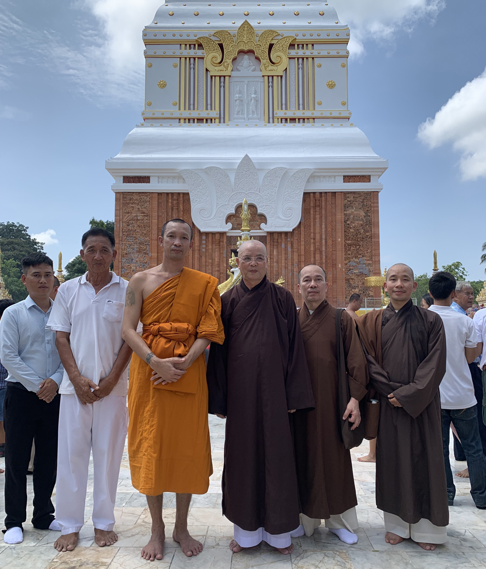 Phân Ban Hoằng pháp Hải ngoại TƯ GHPGVN thăm và làm việc tại Thái Lan, Lào