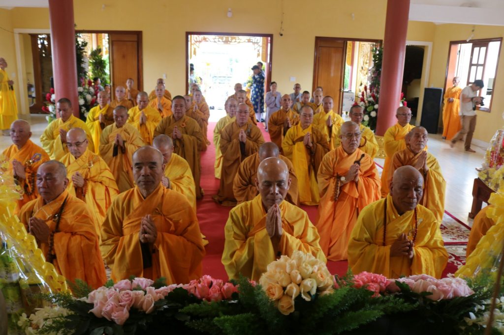 Lâm Đồng : Lễ tạ Tam Bảo – kỷ niệm 15 năm trú trì chùa Phước Thiện