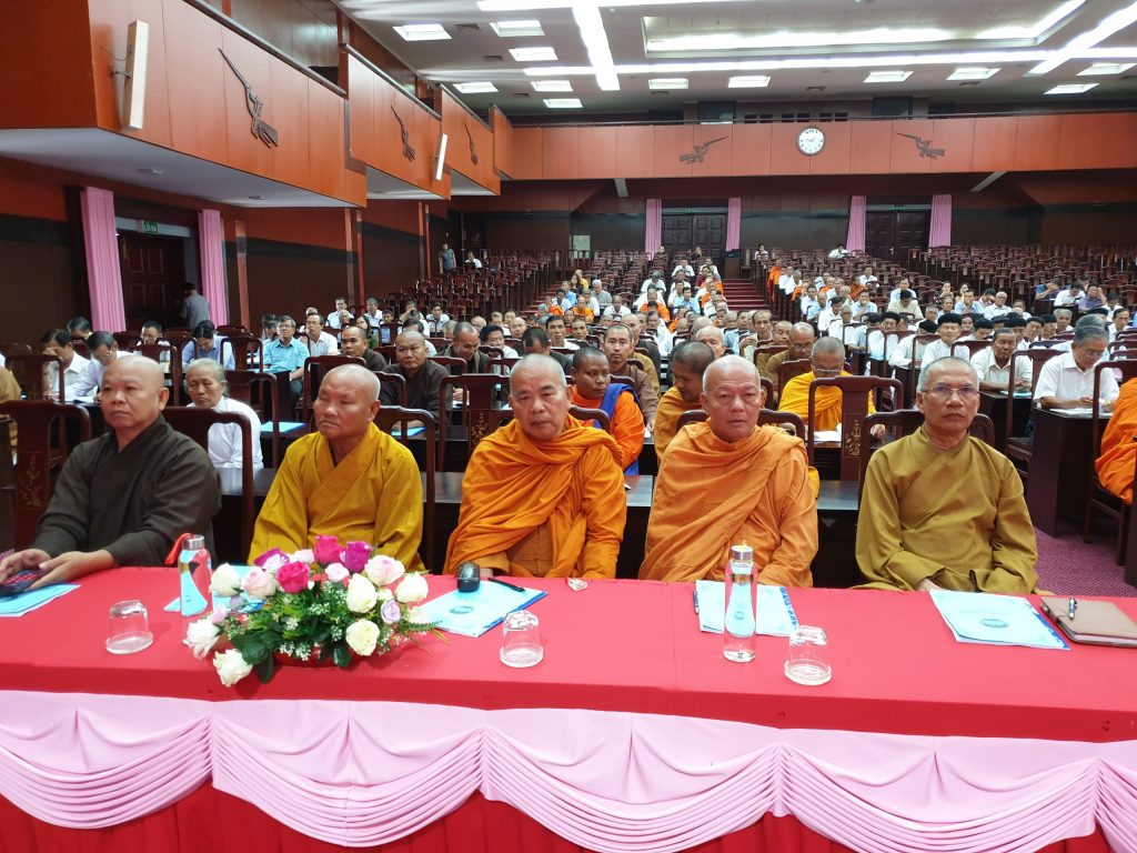 Pháp phục cư sĩ Phật giáo góp phần giữ gìn nét đẹp văn hoá Việt Nam