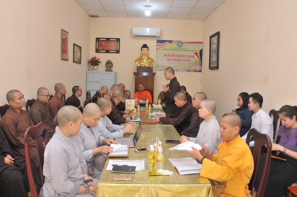 Cần Thơ: Họp chuẩn bị cho Khóa bồi dưỡng và khóa tu chuyên ngành Hướng dẫn Phật tử khu vực miền Đông và Tây Nam Bộ