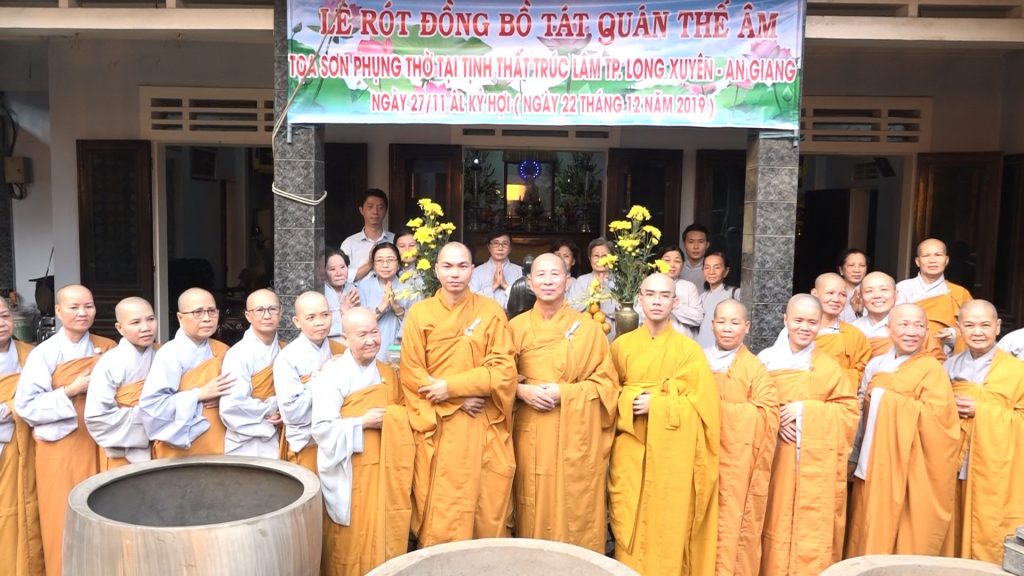 Thừa Thiên – Huế: Tịnh Thất Trúc Lâm TP. Long Xuyên An Giang, rót đồng đúc tôn tượng Bồ Tát Quán Thế Âm