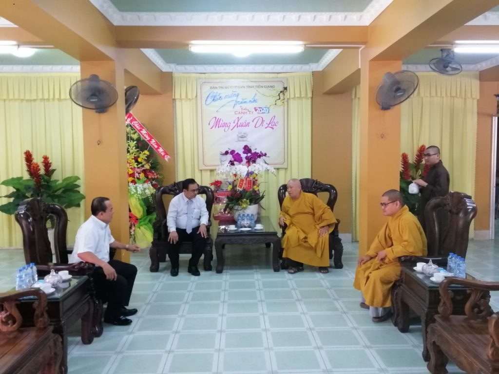 Tiền Giang: Lãnh đạo các Ban Ngành tỉnh chúc tết Ban Trị sự Phật giáo