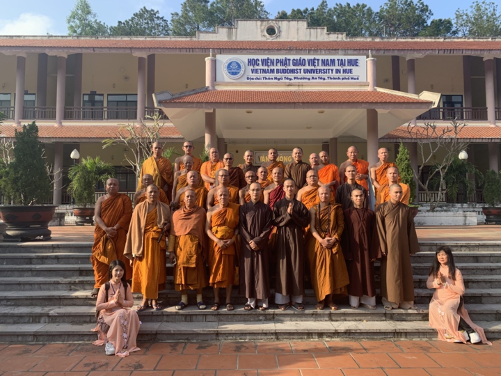 TT. Huế: Phái đoàn Phật giáo Thái Lan thăm Học viện PGVN tại Huế