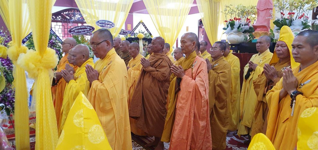 Bình Thuận: Phái đoàn Ban Trị sự GHPGVN tỉnh Kính viếng Lễ tang cố Trưởng lão HT.Thích Trừng Khiết