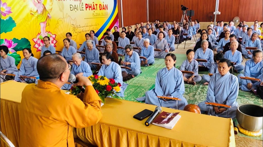 Quảng Ninh: Thượng tọa Thích Đạo Hiển thuyết giảng tại chùa Tiêu Dao với chủ đề “Pháp môn tu Tịnh độ”