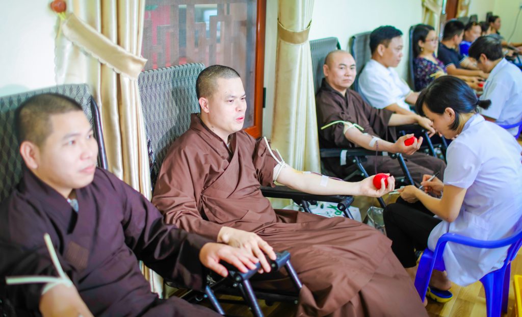 Thái Bình: Ngày hội Hiến máu tình nguyện của Tăng Ni, Phật tử trong toàn tỉnh