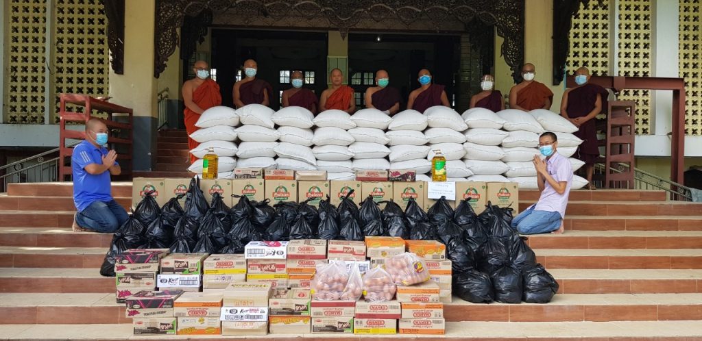 Myanmar: Phật Tử người Việt phát quà cứu trợ đại dịch COVID-19
