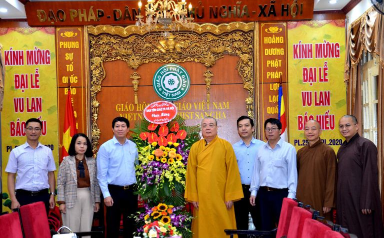 Ban Tôn giáo TP Hà Nội chúc mừng kỷ niệm 39 năm thành lập GHPGVN