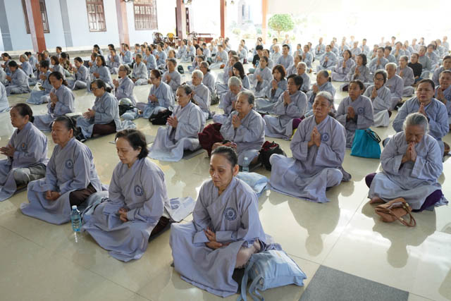 Đà Nẵng: Khóa tu “Một ngày An lạc” tháng 11 tại chùa Bà Đa