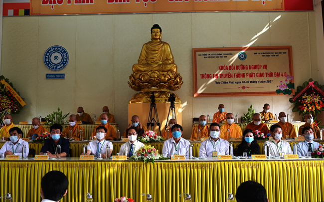 TT.Huế: Khai mạc Khóa bồi dưỡng nghiệp vụ Thông tin Truyền thông Phật giáo thời đại 4.0