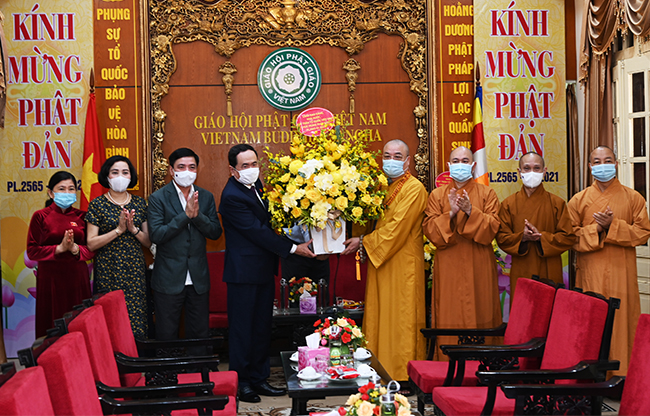 Phó Chủ tịch Thường trực Quốc hội Trần Thanh Mẫn thăm và chúc mừng chư tôn đức lãnh đạo GHPGVN nhân mùa Phật đản 2565 . Dương lịch 2021