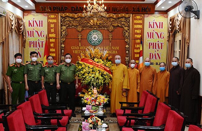Giám đốc Công an Thành phố Hà Nội chúc mừng Đại lễ Phật đản  Phật lịch 2565. DL. 2021
