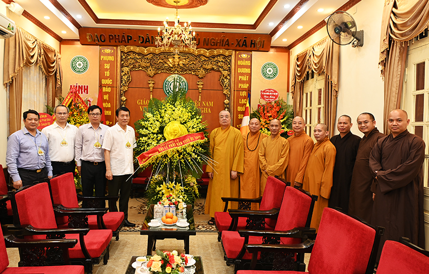 Hà Nội: Bộ Công an chúc mừng GHPGVN nhân đại lễ Phật đản PL. 2566 – DL. 2022