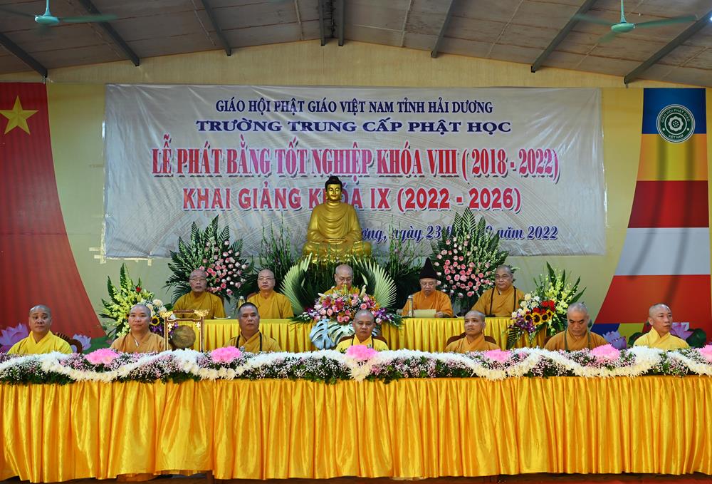 Hải Dương: Lễ phát bằng tốt nghiệp khóa VIII (2018-2022) và khai giảng khóa IX (2022 - 2026). Của Trường Trung cấp Phật học tỉnh Hải Dương.