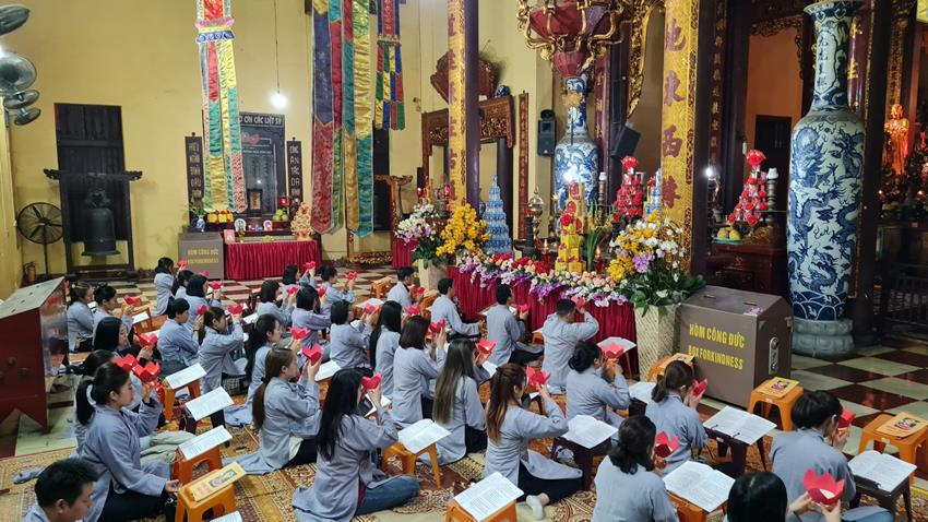 Câu lạc bộ thanh thiếu niên Phật tử Quán Sứ tổ chức  lễ kỷ niệm ngày xuất gia của Đức Phật Thích Ca Mâu Ni