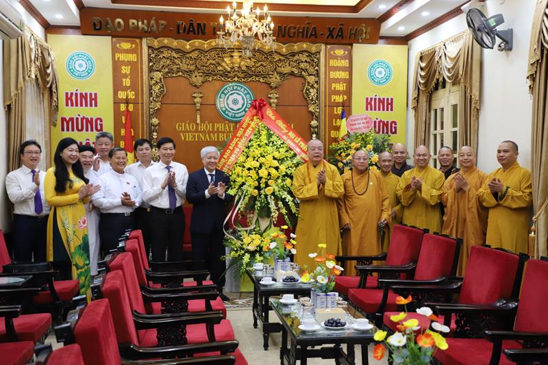 Hà Nội: Lãnh đạo Đảng, Nhà nước, Mặt trận Tổ quốc Việt Nam cùng các cơ quan ban ngành   thăm, chúc mừng Phật đản TƯ GHPGVN