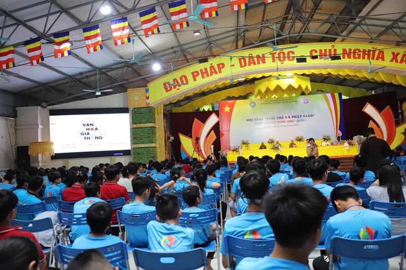 Hà Nội: Buổi tọa đàm tại Hội trại về An toàn giao thông, Phật pháp và tuổi trẻ