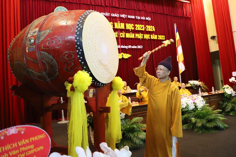 Hà Nội: Lễ Khai giảng năm học 2023-2024 và trao bằng Tiến sĩ, Thạc sĩ và Cử nhân Phật học Liên thông khoá II 2017-2023