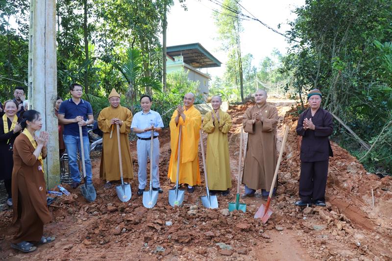 Lào Cai: Lễ khởi công xây dựng Tuyến đường Đoàn kết Tại xã Xuân Giao