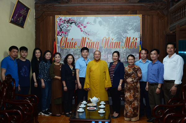 Hà Nội: Lãnh đạo huyện ủy huyện Phục Hòa – Tỉnh Cao Bằng thăm và chúc tết Hòa thượng Thích Gia Quang