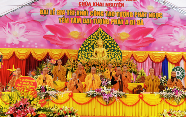 Hà Nội: Đại Lễ Gia Trì Khởi Công Tạc Tượng Phật Ngọc