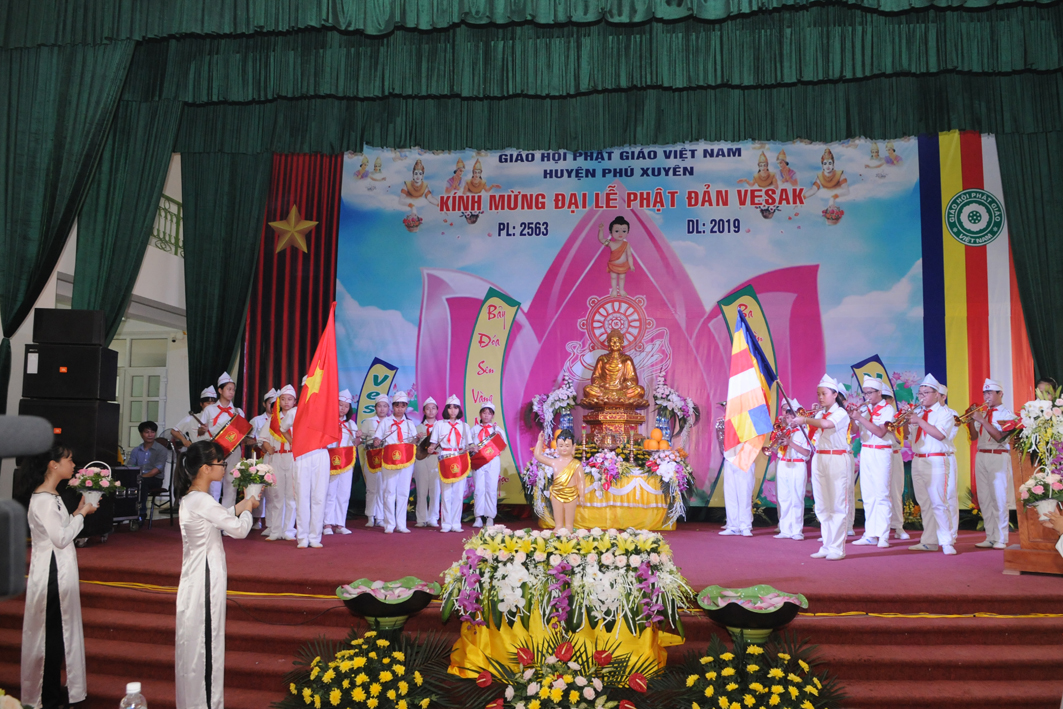 Hà Nội: Phật giáo huyện Phú Xuyên tổ chức Đại lễ Phật đản PL.2563