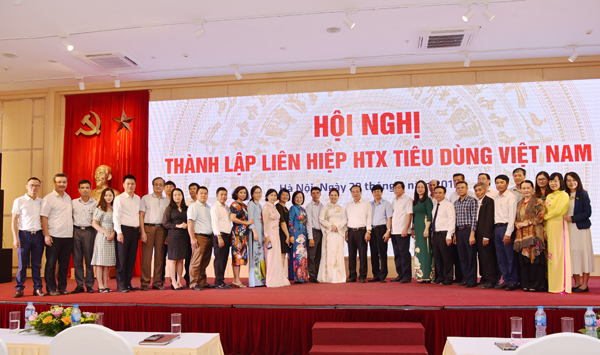 Hà Nội: Ra mắt  Liên hiệp HTX tiêu dùng Việt Nam