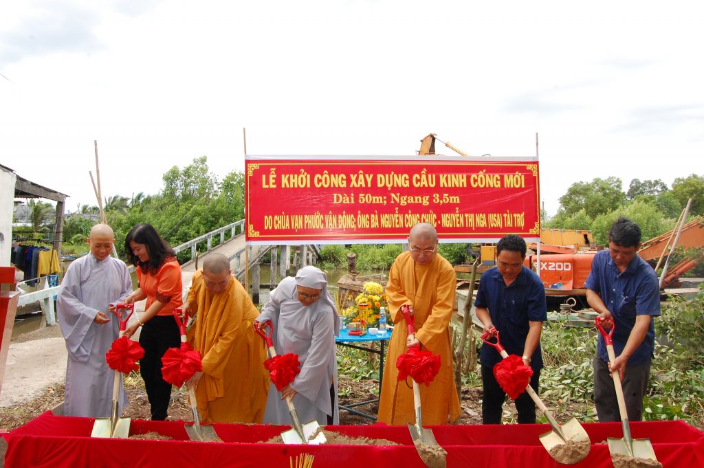 Cà Mau: ChùaVạn Phước tiếp tục khởi công xây dựng cầu Kinh Cống Mới tại huyện Phú Tân