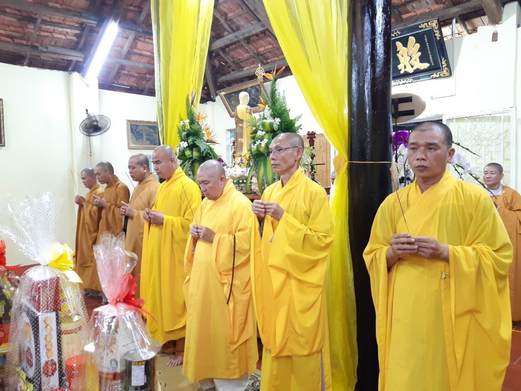 Đồng tháp: Ban Trị sự Phật giáo tỉnh viếng lễ Tang cố Thượng tọa Thích Tĩnh Hiện
