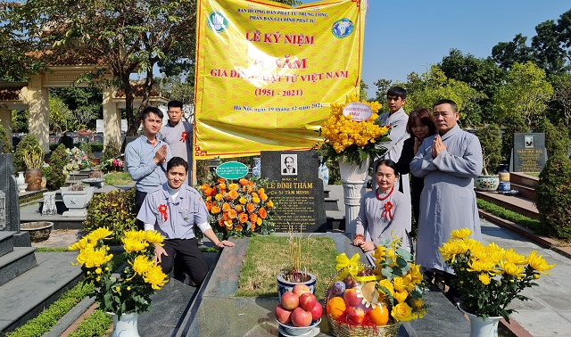 Hà Nội: Dâng hương, hoa  tại nơi yên nghỉ Cư sĩ Bác sĩ Tâm Minh – Lê Đình Thám