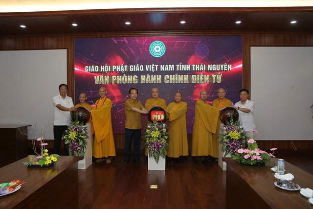 Thái Nguyên: Đại lễ cắt băng khánh thành và ấn nút khai trương VP hành chính điện tử GHPGVN tỉnh Thái Nguyên