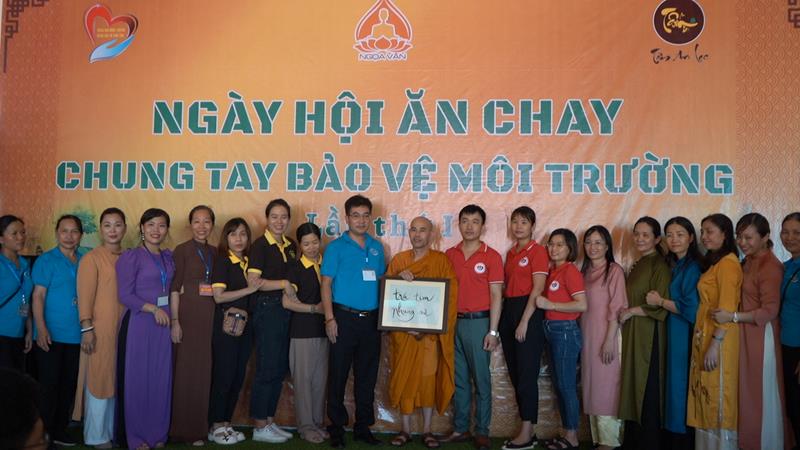 Quảng Ninh: Chương trình “Ngày hội ăn chay - Chung tay bảo vệ môi trường”