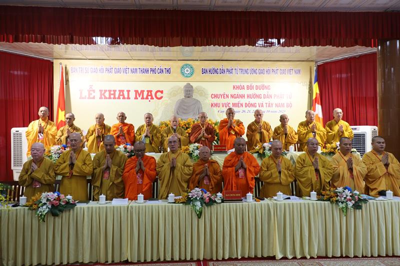 Cần Thơ: Khai mạc khóa bồi dưỡng về hướng dẫn Phật tử khu vực miền Đông và Tây Nam Bộ  2023