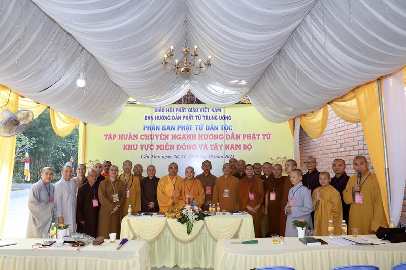 Cần thơ: Phân ban Phật tử Dân tộc TƯ tập huấn khóa bồi dưỡng về hướng dẫn Phật tử khu vực miền Đông và Tây Nam Bộ  2023