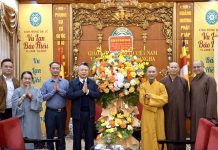 Lãnh đạo Sở Dân tộc và Tôn giáo thành phố Hà Nội chúc mừng kỷ niệm ngày thành lập GHPGVN